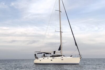3 Hours Yacht Sailing Activity in Cabo Verde, Santa Maria
