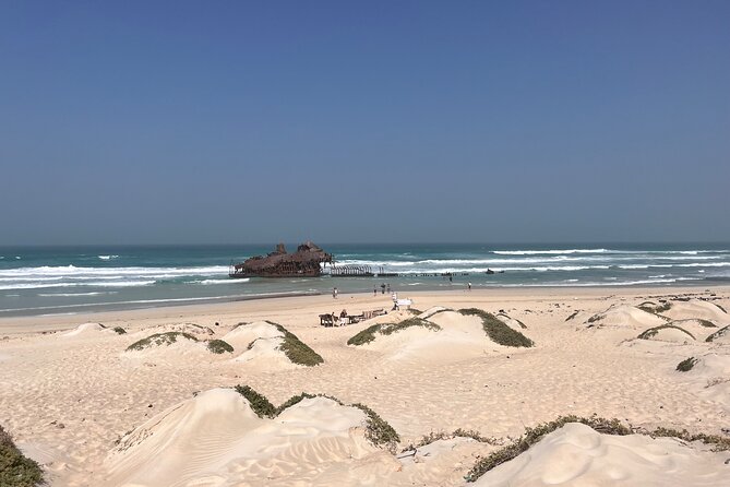 4WD Boa Vista group day tour south and north with sandboarding - The long run along Santa Monica Beach