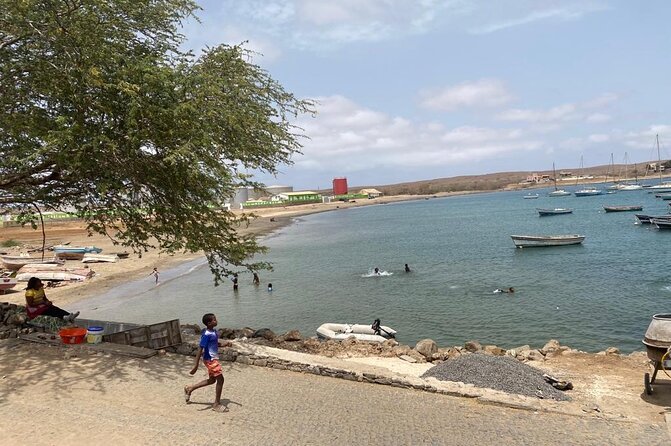 Abraço Salgadinho - Sal Island Tour - Palmeira, Sal’s working port