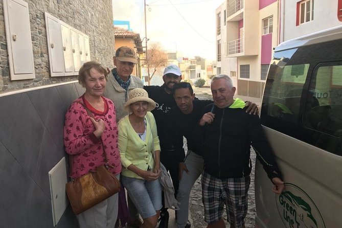 Airport Transfer Cesária Évora Int (VXE) to Mindelo or Vise Versa - Reaching Mindelo without a shared ride
