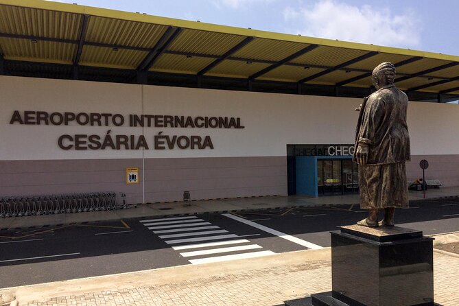 Airport Transfer Cesária Évora Int (VXE) to Mindelo or Vise Versa - From VXE arrivals hall to your vehicle
