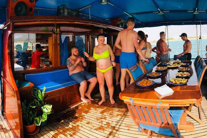 Boa Vista Adults-Only Cruise - The important warning about pickup and reliability