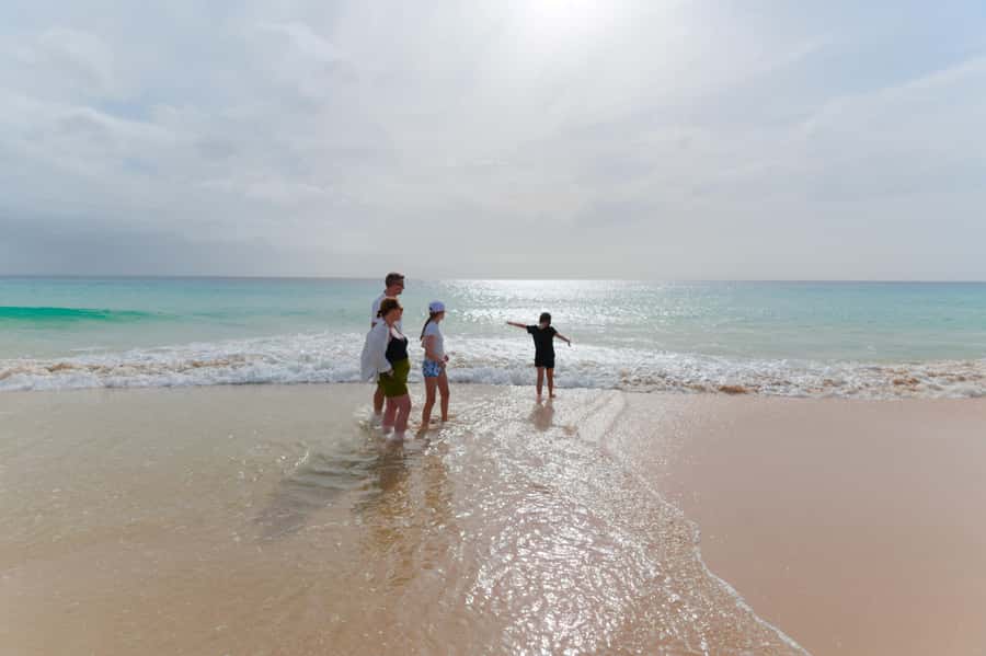 Boa Vista: Beautiful Beaches, Turtles & Djeu Island Snorkel - Santa Monica Beach and the southern coast