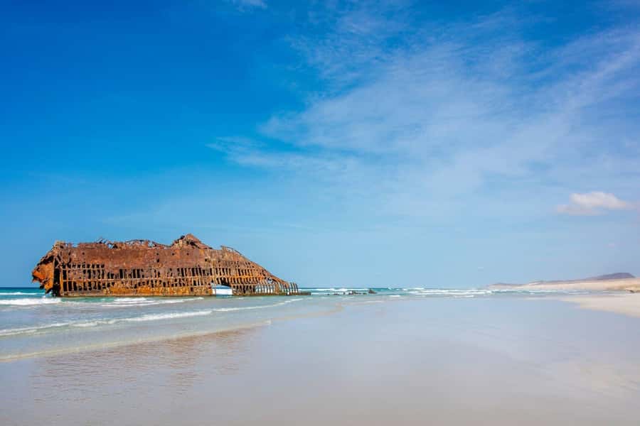 Boa Vista Full Day 4x4 Island Tour with Beachfront Lunch - A short look at Sal Rei’s fishing pier
