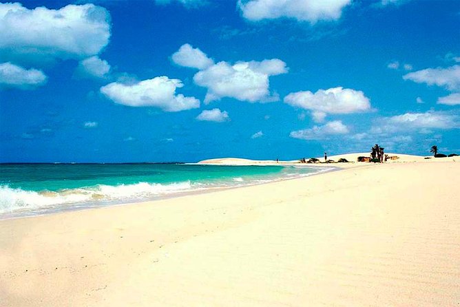 Boa Vista Island: 4-Hour Rabil, Viana Desert & Shipwreck Tour - Rabil pottery and the people behind the island’s crafts
