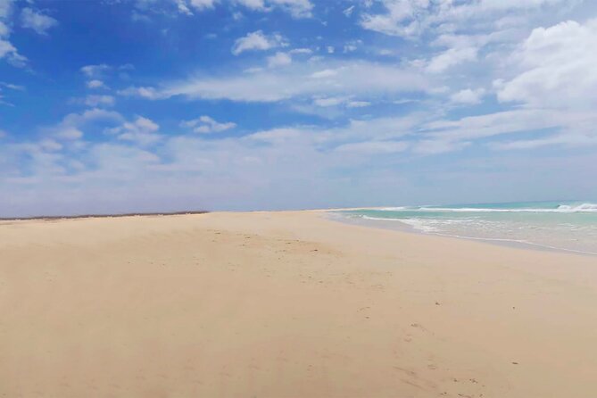 Boa Vista Island: Full-Day Wild Beaches & Viana Desert Experience - Ervatão Beach and the turtle coast
