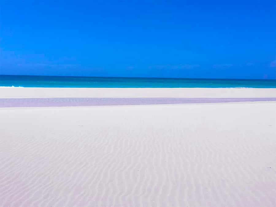 Boa Vista Island: Guided Santa Monica Beach & Caves Tour - A four-hour route across Boa Vista