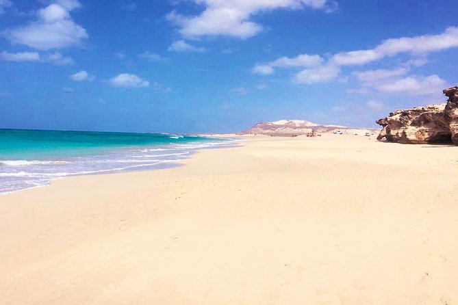 Boa Vista Island: Half-day Quad Tour to Santa Monica Beach - Varandinha Caves and the coast shaped by the sea