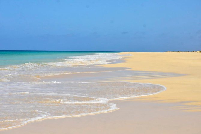 Boa Vista Island: Half-day Tour + Santa Monica Beach by 4x4 - Key points at a glance