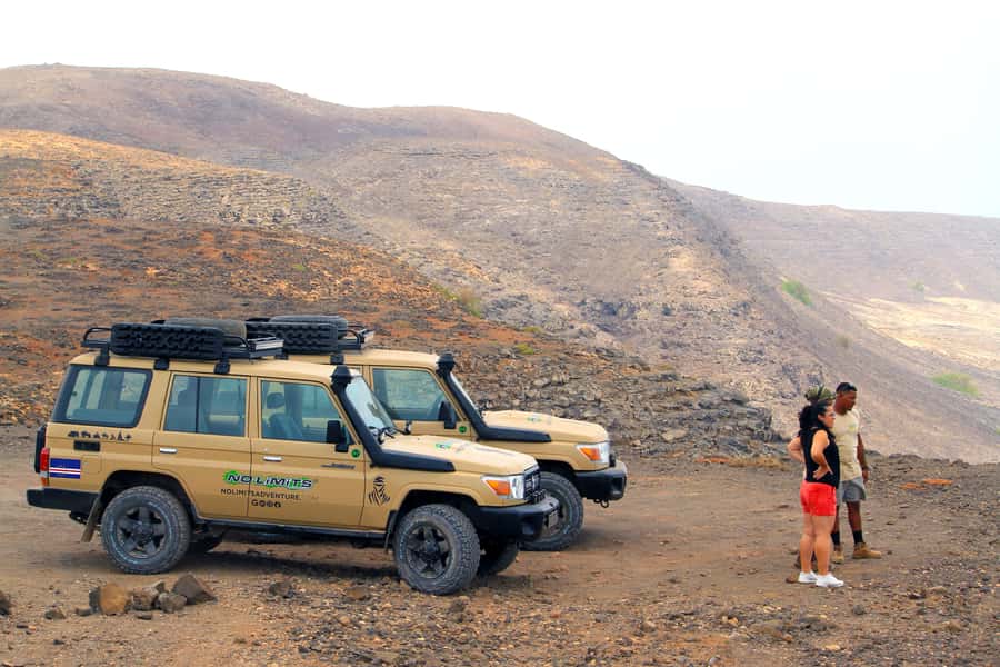 Boa Vista Jeep Expedition: Santa Monica & Desert (4-Hour) - Praia de Chaves and the pottery chimney