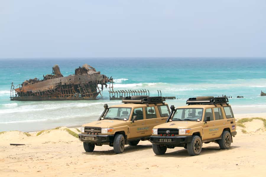Boa Vista Jeep Expedition: Shipwreck & Viana Desert (4-Hour) - Pickup and the first ride through Via Pitoresca