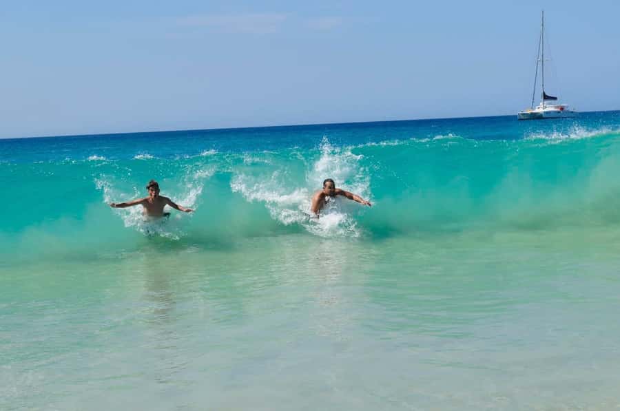 Boa Vista: Santa Monica, Dunes, Caves and Village 4x4 Tour - Timing, pickup, and what to bring