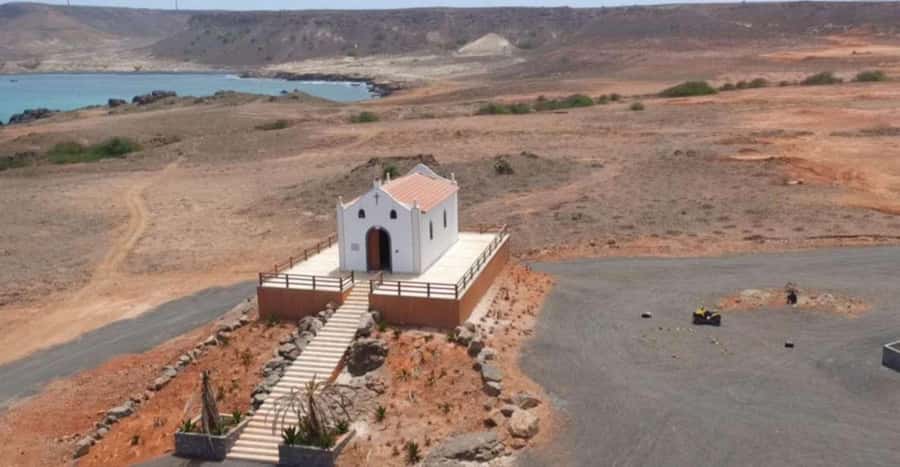 Boavista: 4h Shipwreck, Desert, Fatima Chapel & Pottery Tour - The Viana Desert is the quiet centerpiece