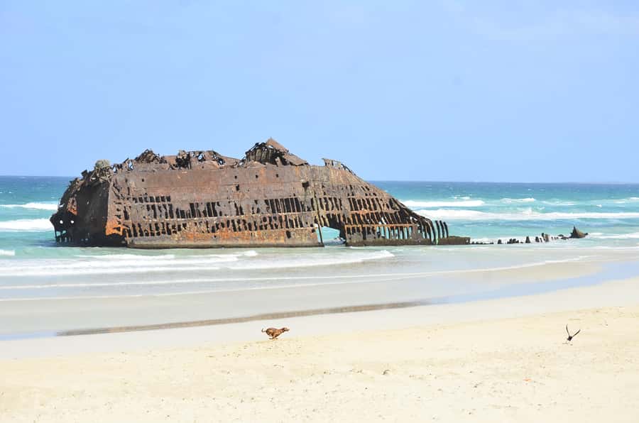 Boavista: Rabil, Shipwreck, City, Snacks & Drinks - 4x4 Tour - Pickup times and how the morning runs