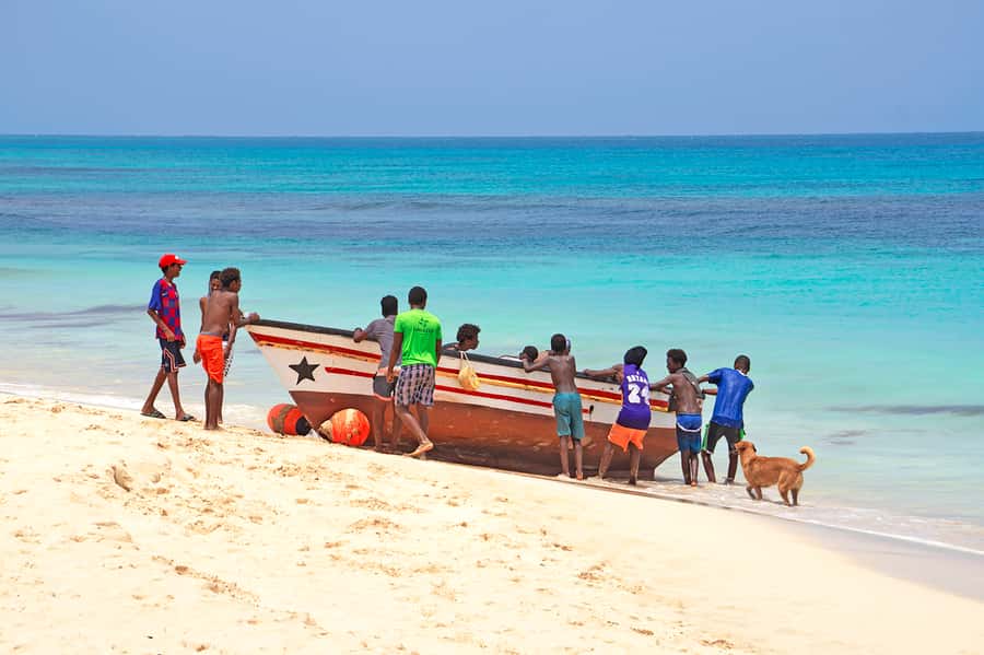 From Santa Maria: Sal Island Private Day Trip - Palmeira: a short look at island life