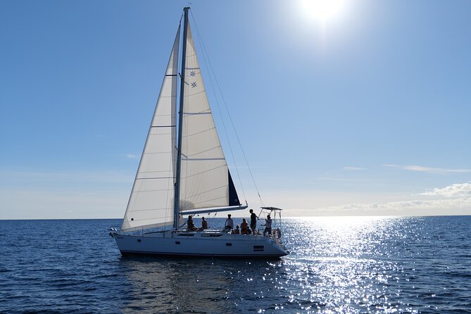 Full day Sailing yacht - Beautiful day on the Atlantic Ocean - The crew and the feel of the day