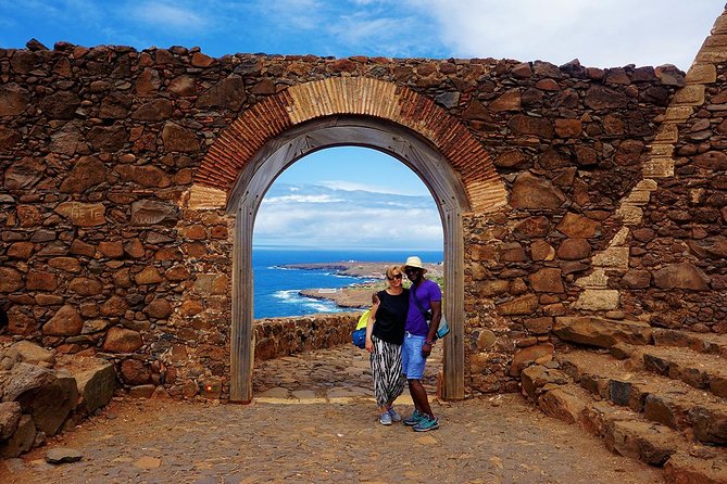 Highlights of Cidade Velha with local guide - A seafront lunch break at your own cost