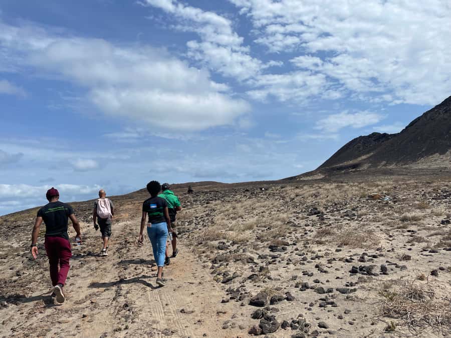 Hike Volcano Viana - Reaching the crater rim