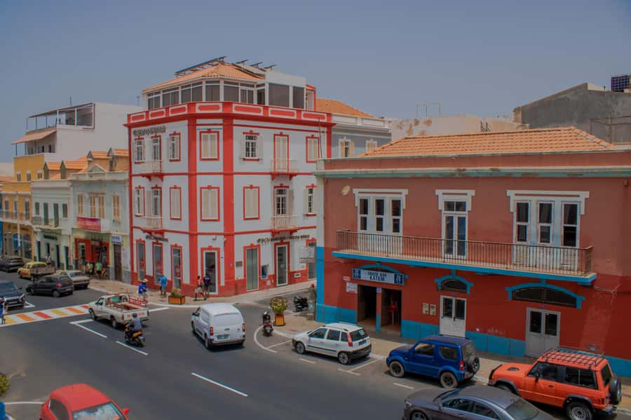 Mindelo: City Tour with Hotel Pickup and Drop-Off - Cultural stops at Centro Cultural do Mindelo