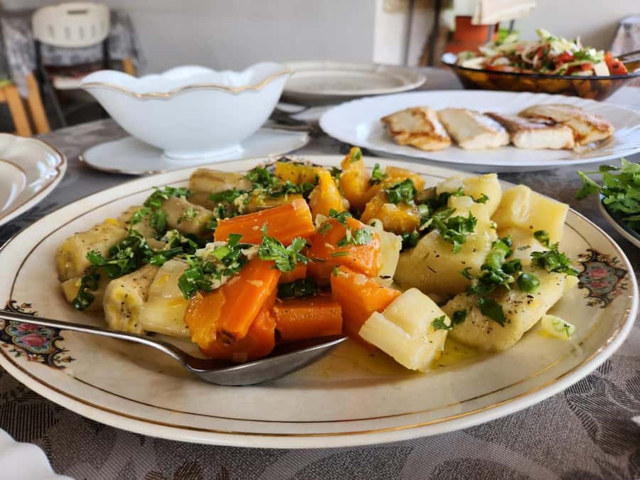 Mindelo: creol cooking with Catia - Shopping in the municipal and fish markets