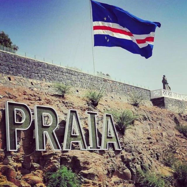 Praia & Cidade Velha: Guided City Tour - What the Guide Adds