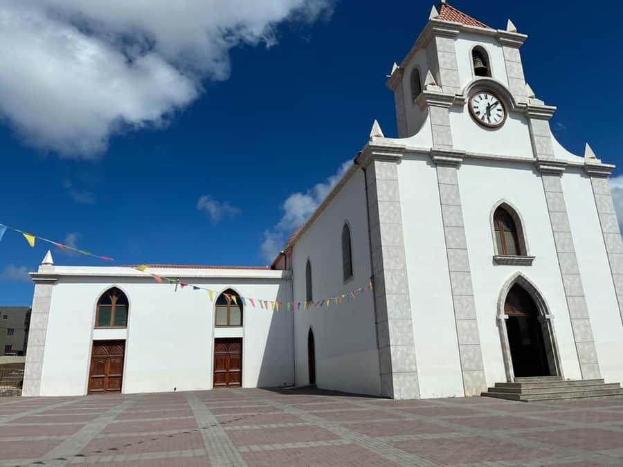 Praia: Day trip by minibus for cruise passengers - The practical value of $82