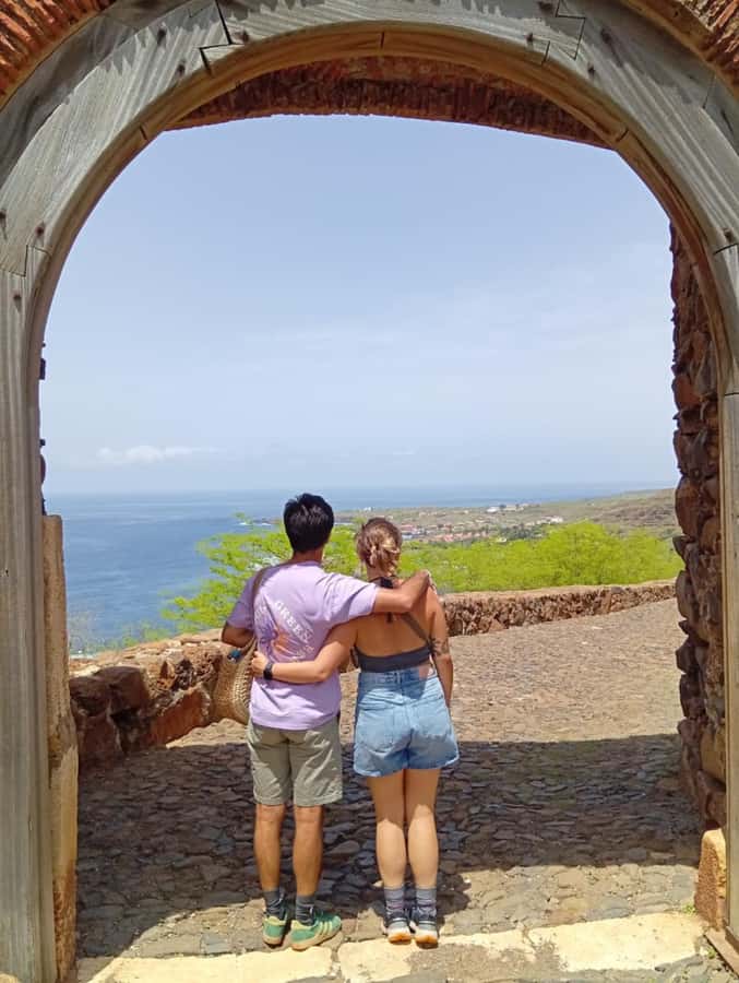 Praia: Plateau and Cidade Velha Guided Tour - Should you book the Praia and Cidade Velha tour?