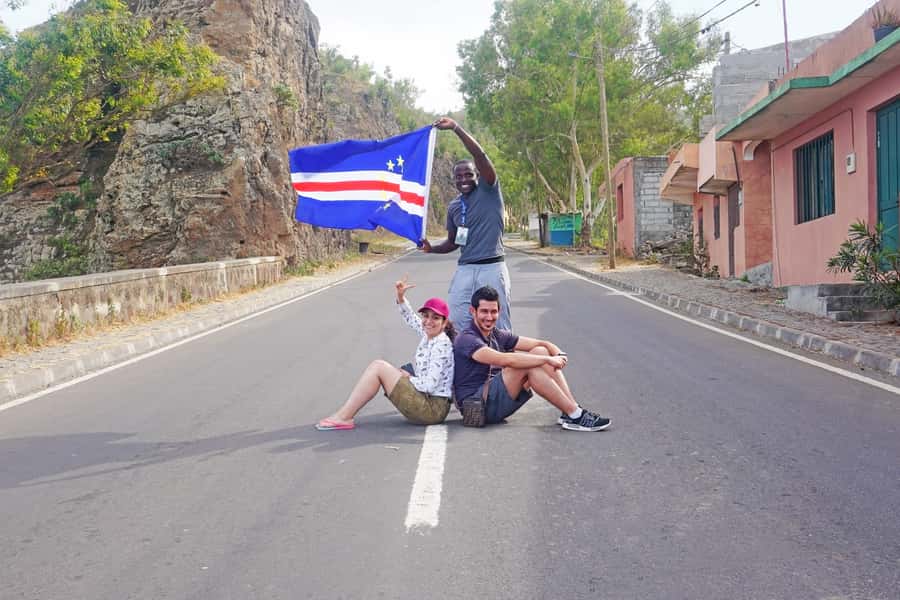 Praia: Santiago Island Natural Park & Resistance Museum Tour - São Filipe Fortress and the cost of context