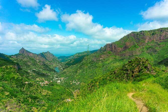 Private Tour in Praia, Cape Verde - Ribeira da Barca and the Aguas Belas caves