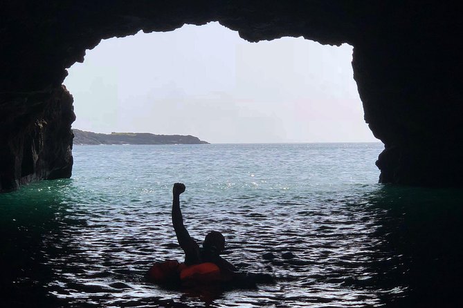 Ribeira da Barca: Boat Trip to the Cave, Snorkeling and BBQ on the beach - From Praia to the west coast of Santiago