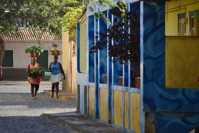 Sal Island: Full-day Private Experience with Local Guide - Murdeira Bay and Palmeira’s working harbor