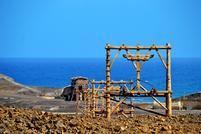 Sal island: Salt Lake Tour, Shark bay & Pedra de Lume Village - Who should book this experience?