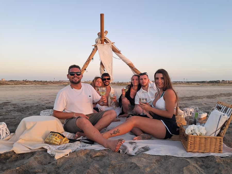 Sal: Romantic Sunset Escape with Wine and Roundtrip Transfer - Meeting your chauffeur at 5:30 p.m.