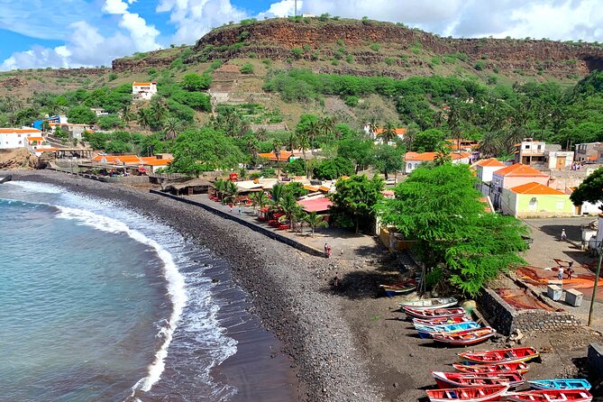 Santiago Island: 4-Hour Calabaceira Valley Hike & Guided Tour to Cidade Velha - Rua Banana and the oldest colonial church