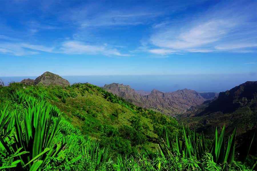 Santiago Island: Serra Malagueta & Tarrafal Beach Trek Tour - Walking the 8.5-kilometre Serra Malagueta loop