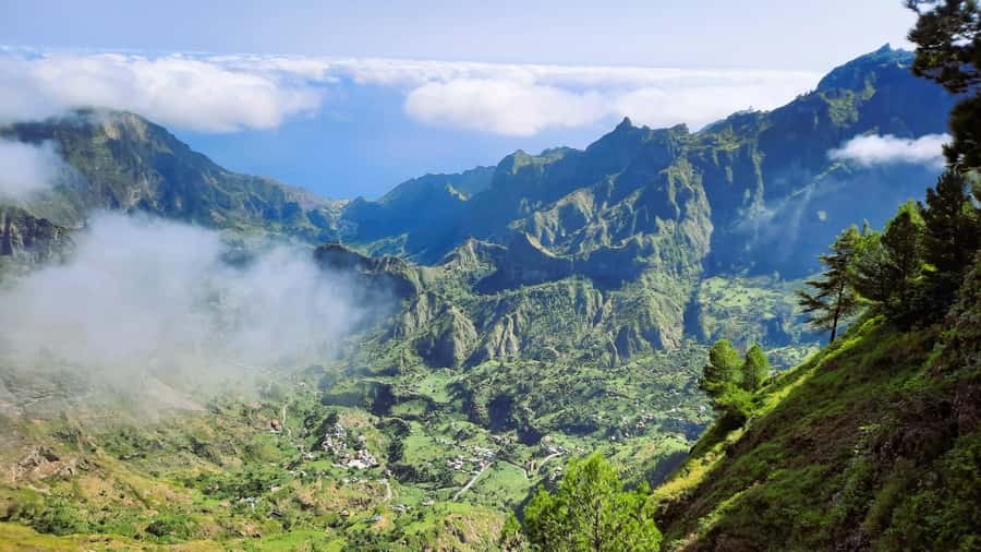 Santo Antão: Hiking Cova Volcano Crater to Ribeira Paúl - Key points to know before booking