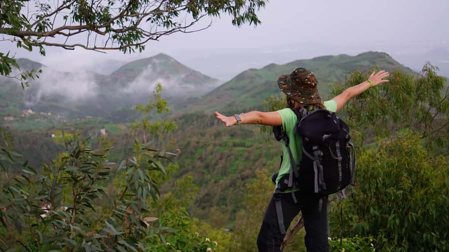 Santo Antão: Ponta do Sol & Fontainhas Guided Trip with Hike - Starting in Ponta do Sol by the water