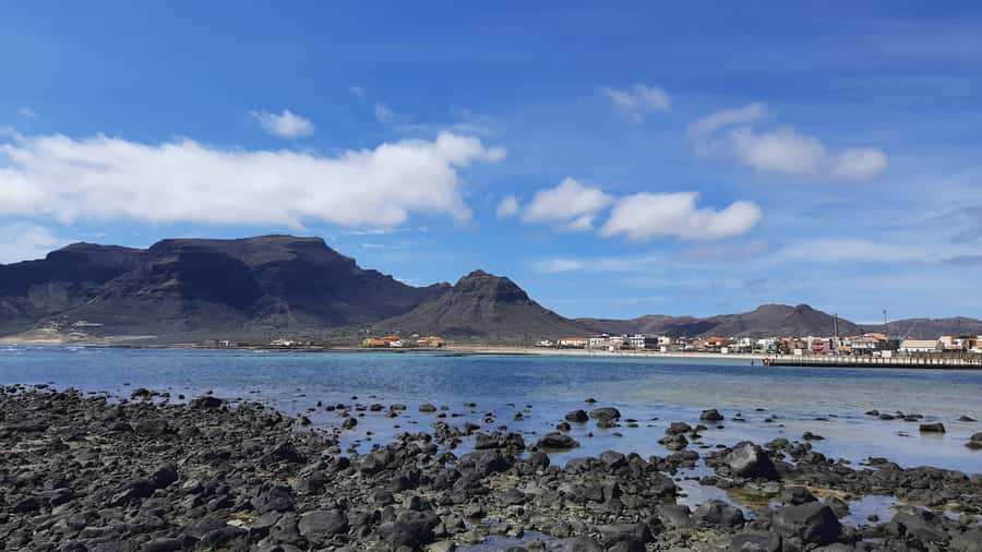 São Vicente: Markets, Beaches and Natural Park Tour - Group size, language, and practical comfort