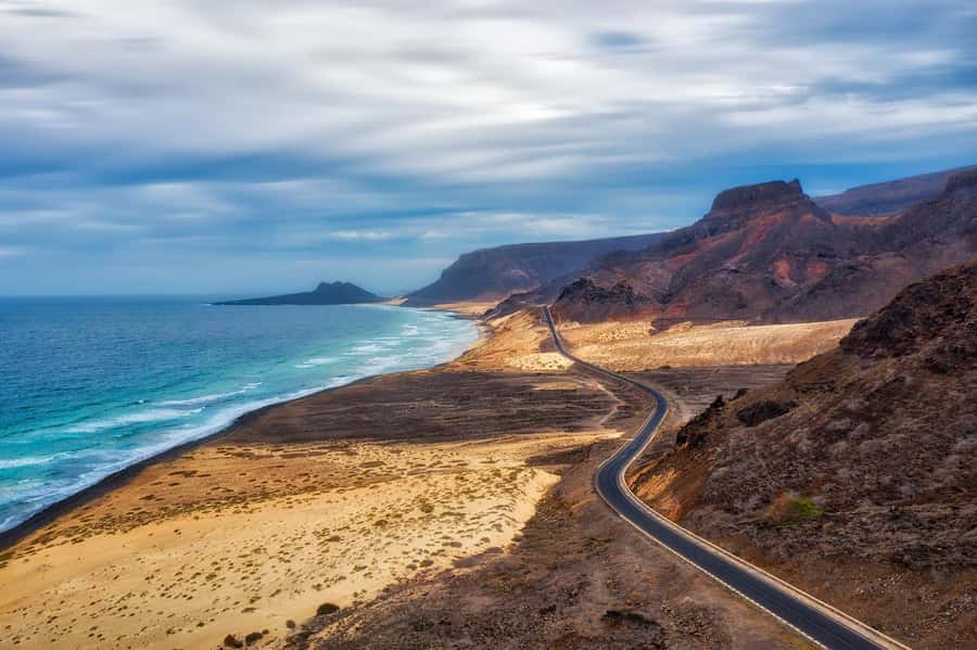São Vicente: Markets, Mountains, Fishing Villages & Beaches - Monte Verde and the island from above