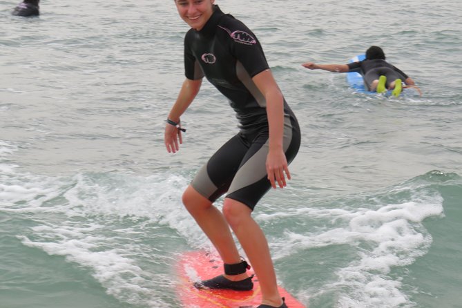 Surf Lessons - Why a group of six is the right size