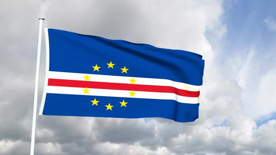 The origen of Capeverdean People - An African-centered reading of the monuments