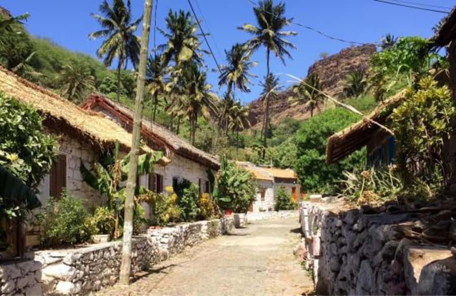 The origen of Capeverdean People - Walking through the old city